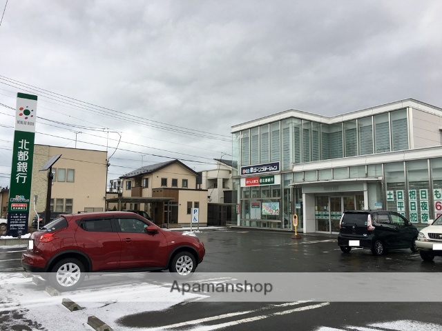 銀行　北都銀行泉支店（銀行）まで519m