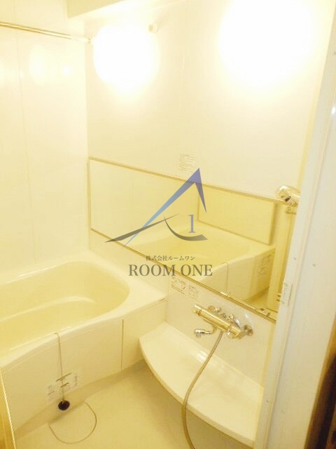 バス・シャワールーム　お風呂です。