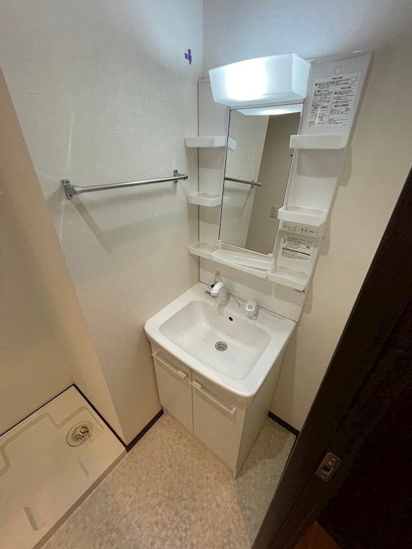 洗面設備　※参考写真