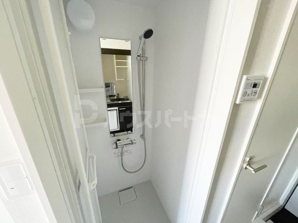 バス・シャワールーム　シャワールーム