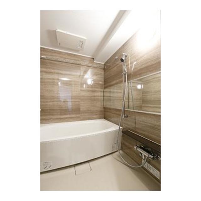 バス・シャワールーム　※写真は同タイプ住戸です。