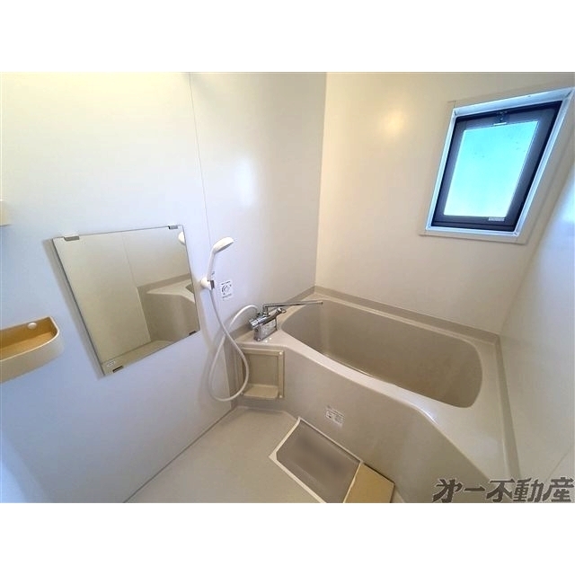 バス・シャワールーム　バスルーム