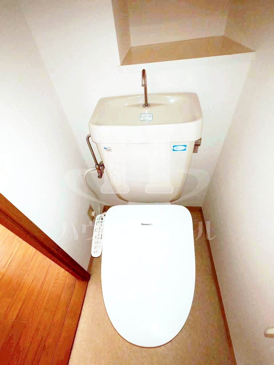 トイレ　清潔感のあるトイレです