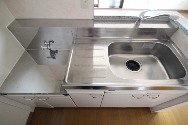 キッチン　同物件別室です。