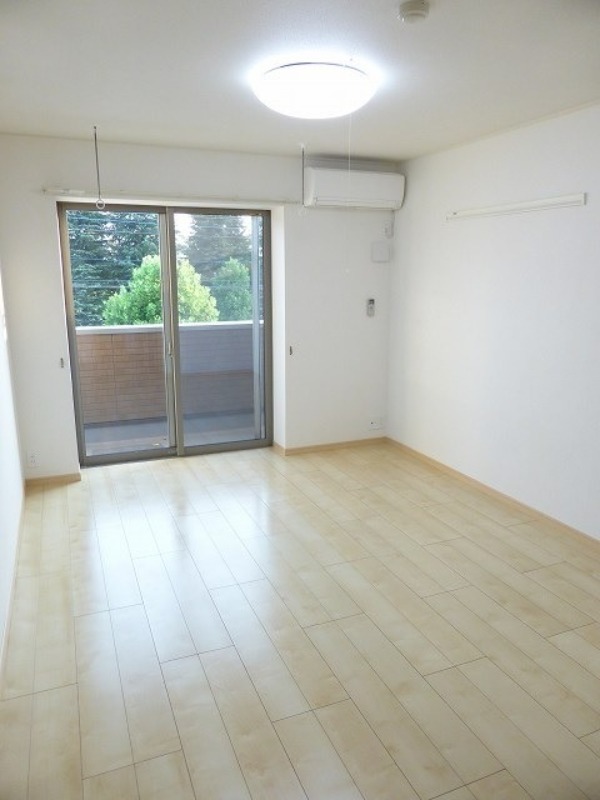 居室・リビング　図面と現状に相違がある場合には現状を優先