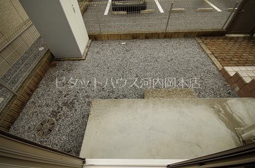 庭　温水洗浄便座