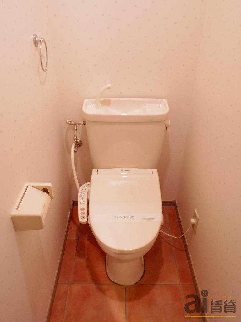 トイレ　※同仕様写真です