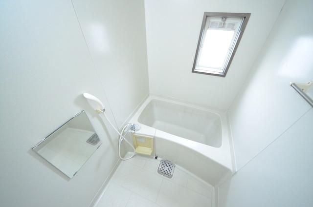 バス・シャワールーム　★のびのび入れるお風呂★