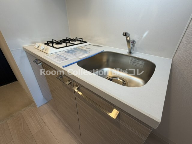 キッチン　同シリーズイメージ写真 反転色違い 現況と異なる場合現況優先