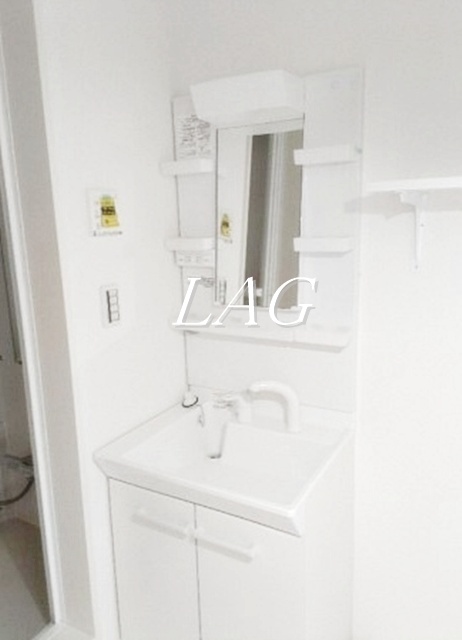 洗面設備　洗面台です。