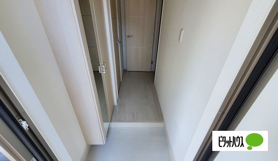 玄関　同メーカーイメージ図