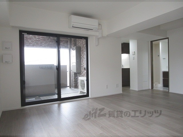 居室・リビング　洋室