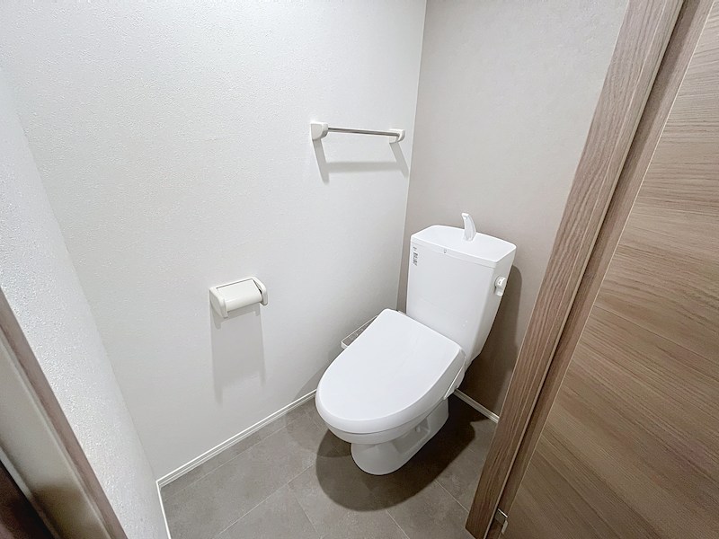 トイレ　※別部屋の写真です