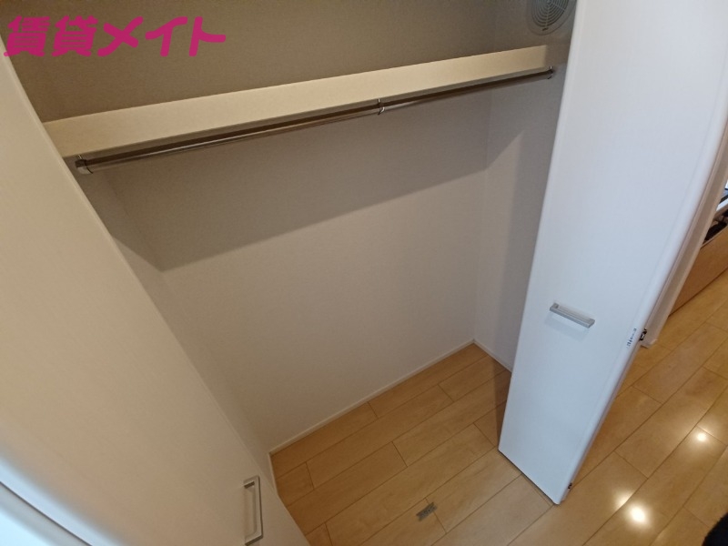 収納　別部屋参考写真です