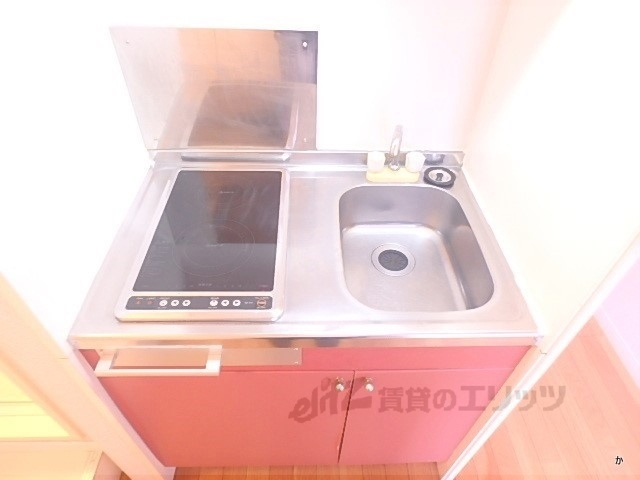 レオパレスプリオール東山のキッチン写真