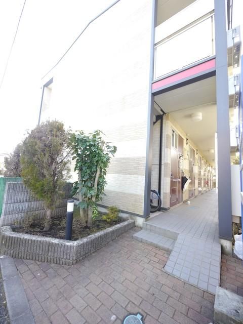 エントランス　★玄関への入口です★