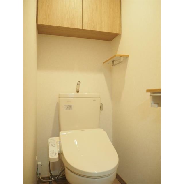 トイレ　別部屋同仕様タイプ