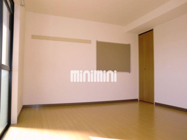 その他部屋・スペース　広めの居室です。