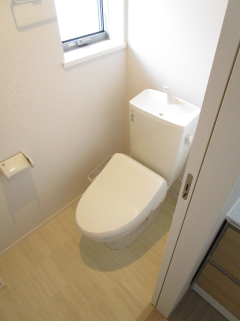 トイレ　★温水洗浄便座★