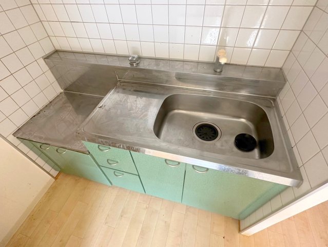 キッチン　あなたの好みに合わせたコンロを置いてくださいね。