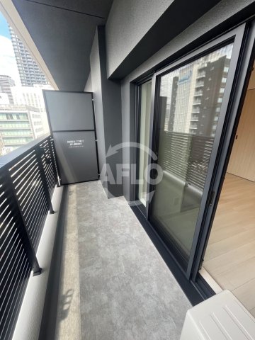 バルコニー　コンフォリア・リヴ北浜淡路町　バルコニー