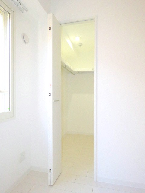 収納　収納力抜群のウォークインクローゼット♪