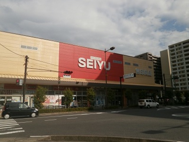 スーパー　西友南草津店（スーパー）まで587m