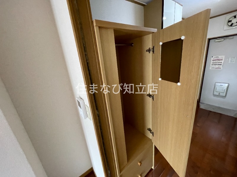 収納　別室同型写真