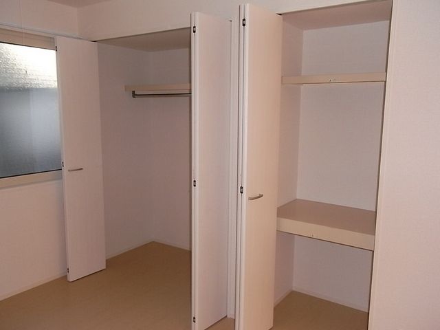 収納　豊富な収納スペース