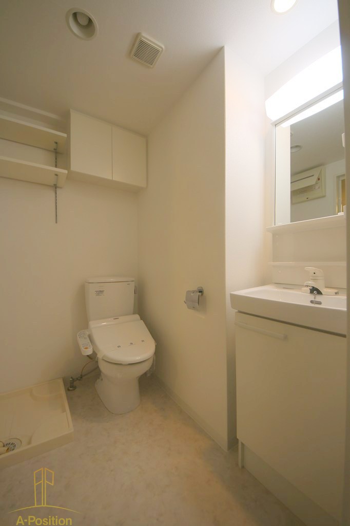 洗面設備　セレニテ本町グランデ