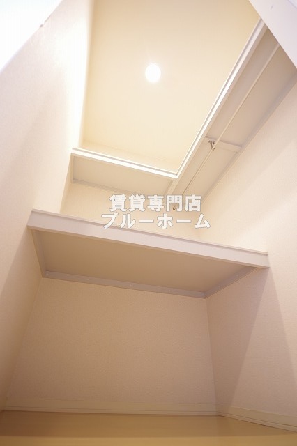 収納　ウォークインクローゼット！