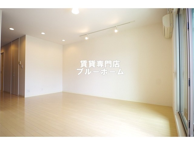 その他　別角度からの洋室！