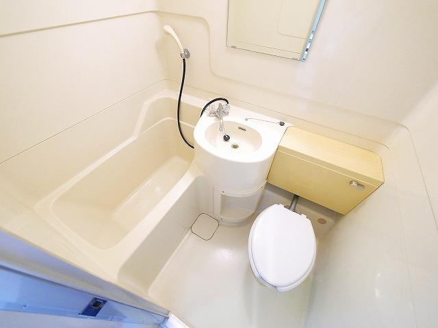 バス・シャワールーム　お風呂で日々の疲れを落としましょう