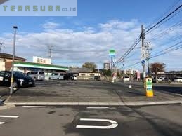 コンビニ　ファミリーマート大分県立病院西口店（コンビニ）まで617m