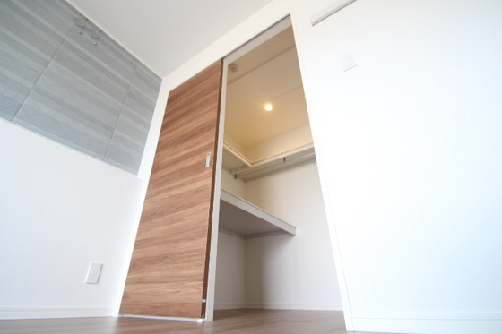 収納　※別部屋の写真です