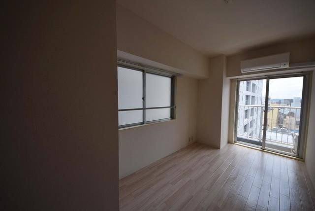 その他部屋・スペース　★洋室６帖★