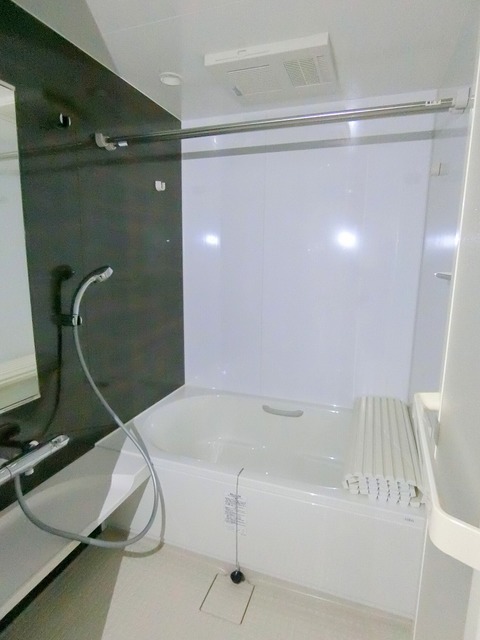 バス・シャワールーム　★追焚・浴室乾燥機★