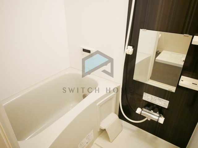 バス・シャワールーム　追い焚き・浴室乾燥機付きバスルームです！