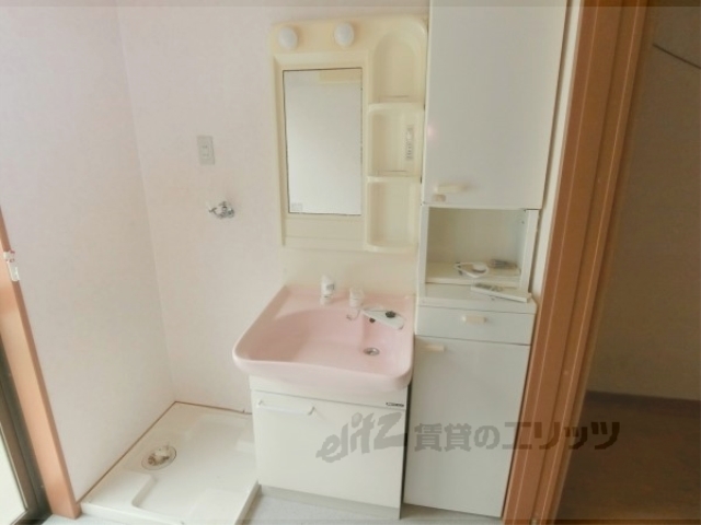 洗面設備　独立洗面台