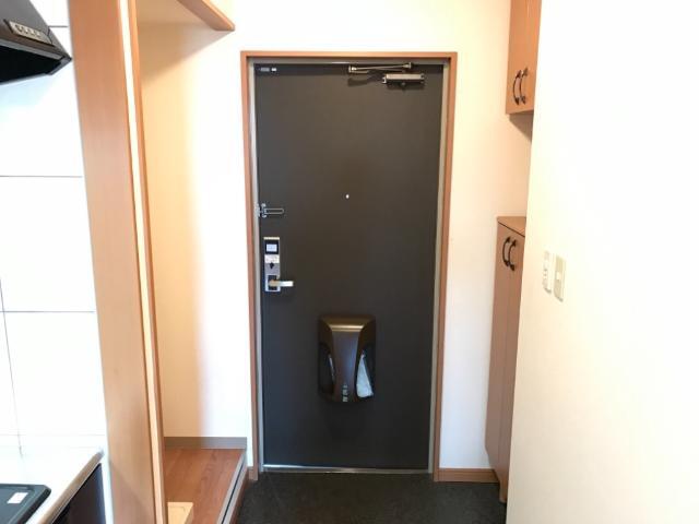 玄関　【人気！おすすめ物件！！】お問い合わせはお早めに♪