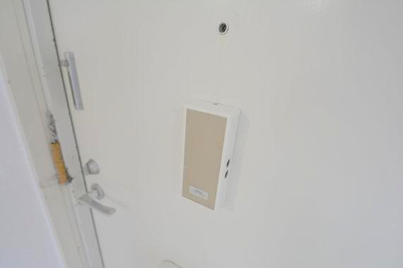 セキュリティ　玄関チャイムが来客を知らせてくれます。