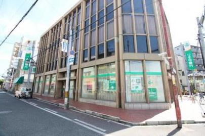 銀行　りそな銀行 長瀬支店（銀行）まで738m