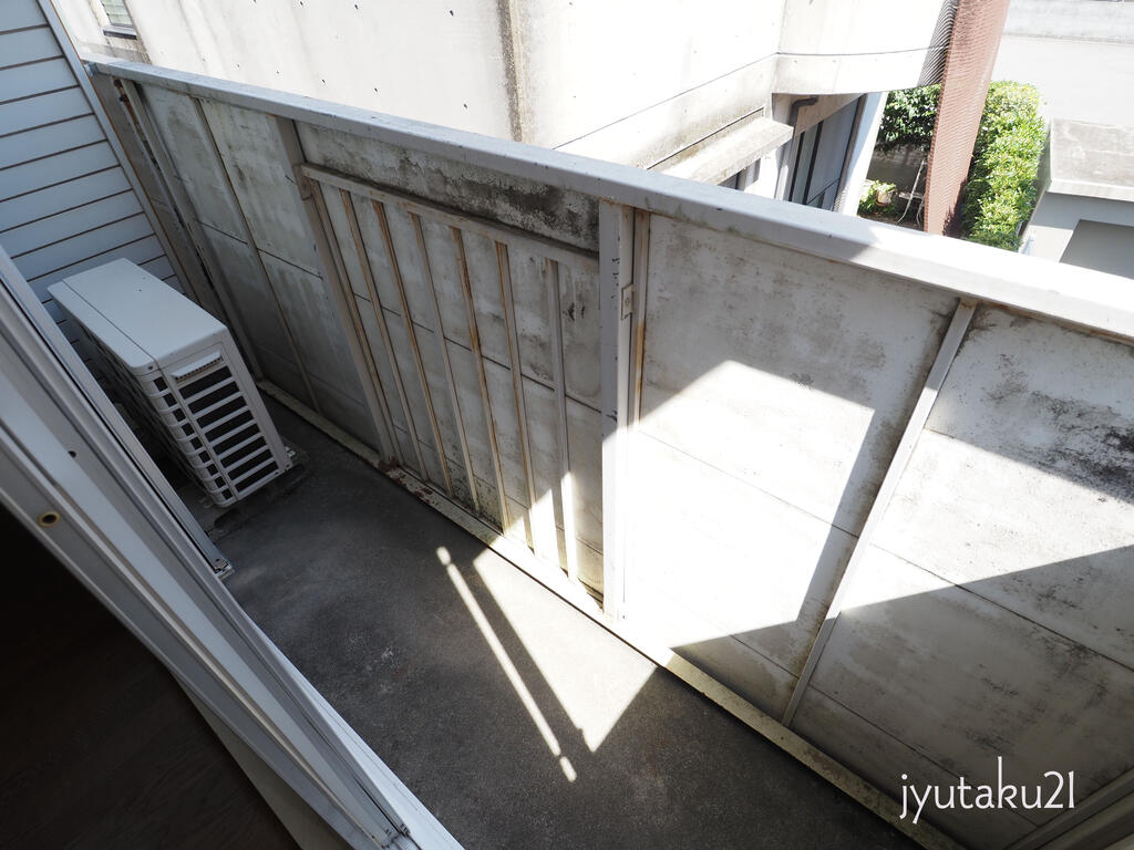 バルコニー　２階
