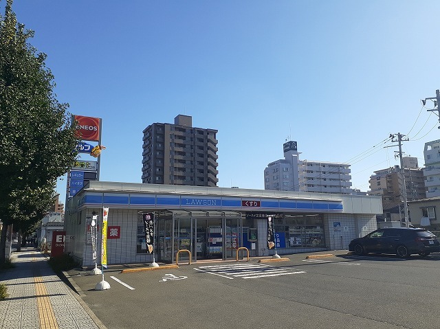 コンビニ　ローソン岩手大学前店（コンビニ）まで600m