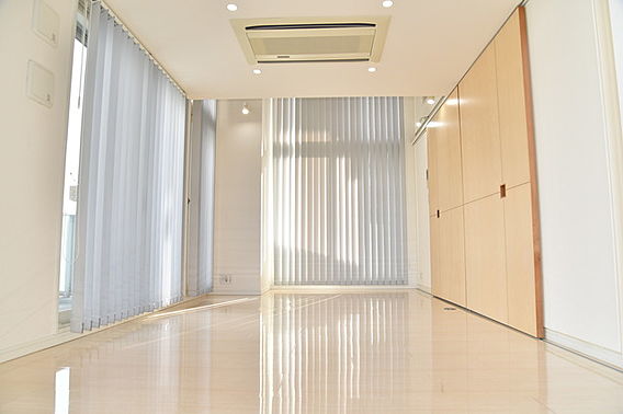 居室・リビング　参考写真です