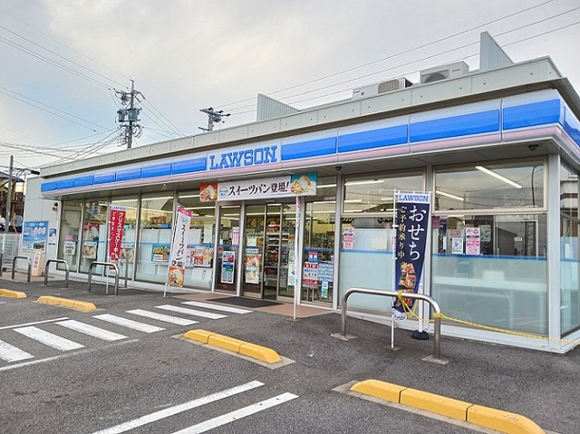 コンビニ　ローソン（コンビニ）まで600m