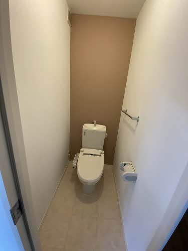 トイレ　トイレ