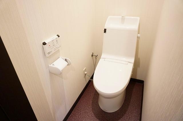 トイレ　トイレ