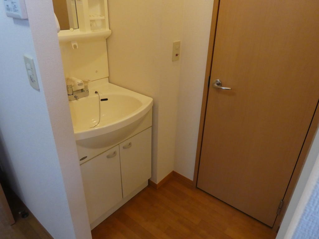 洗面設備　シャワー付き洗面台★