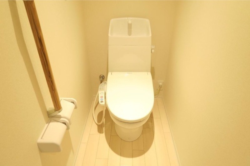 トイレ　同仕様イメージ